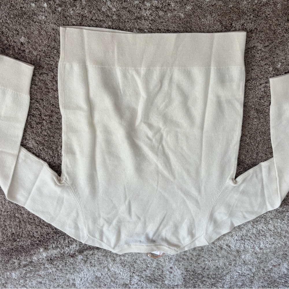 Quince Mongolian Cashmere Crewneck Sweater - Picture 5 of 5